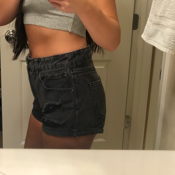 Forever 21 distressed black shorts - Picture 6 of 6